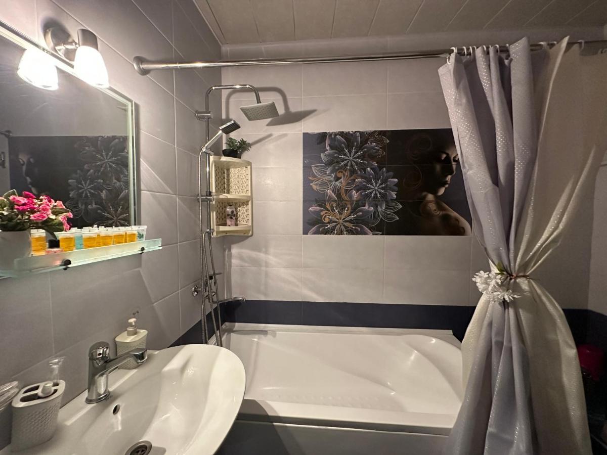 Annamari Apartment Tbilisi ภายนอก รูปภาพ