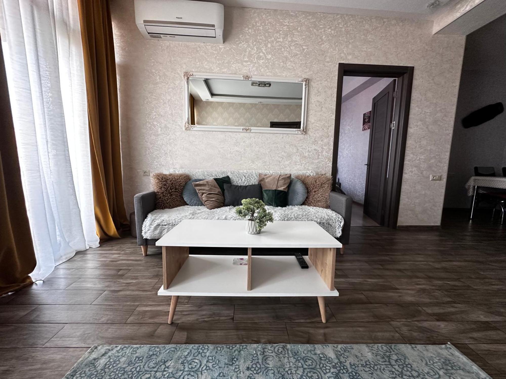 Annamari Apartment Tbilisi ภายนอก รูปภาพ
