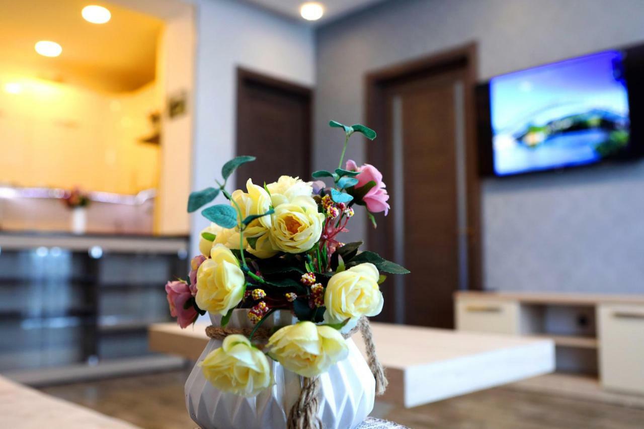 Annamari Apartment Tbilisi ภายนอก รูปภาพ